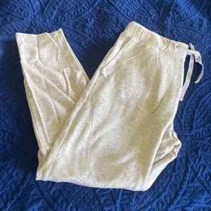 Ladies Lou & Gray sweatpants